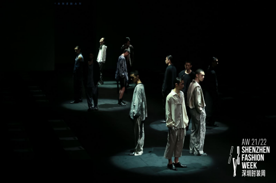 时尚破界，聚焦产业明天 棟梁旗下时装展示平台再升级——棟梁RUNWAY”